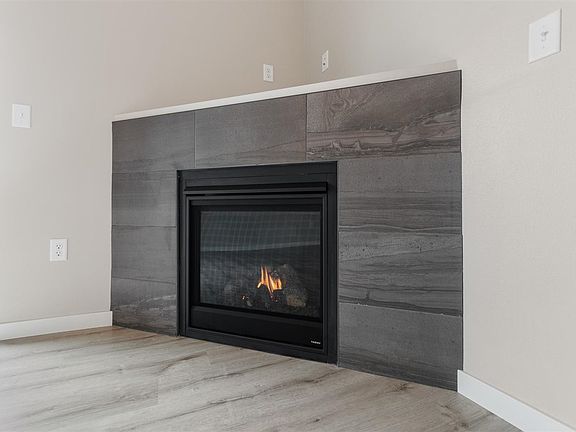 5th image of 1112 Kaiser St