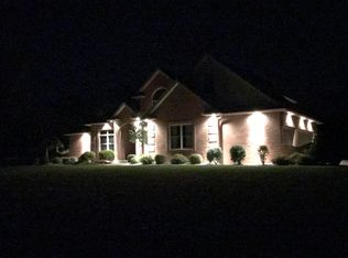 2650 Breezewood Ln, Lima, OH 45805
