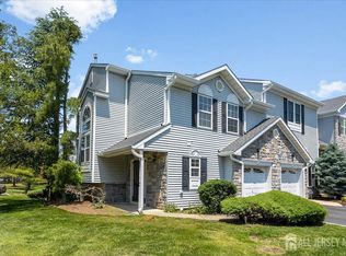 24 Hanna Ln, Laurence Harbor, NJ 08879