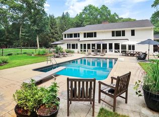 11 Slawson Ct, Wilton, CT 06897