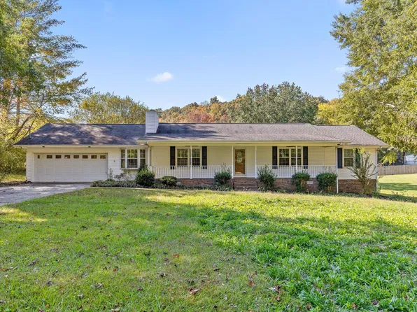 595 Avondale Dr, Rocky Face, GA 30740