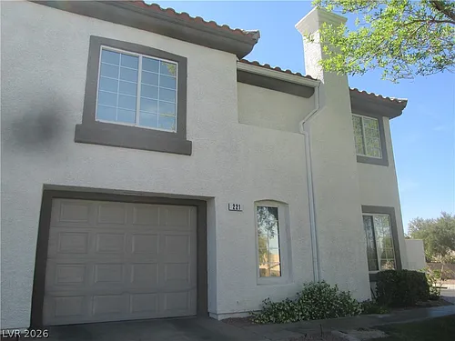 221 Luninborg St Photo 1