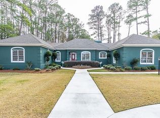 312 Oak Grove Island Dr, Brunswick, GA 31523