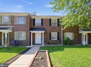 203 Stevens Ct, Camden, NJ 08103