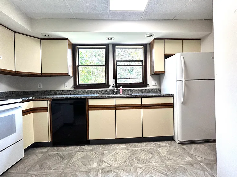 121 Rushbrook Rd #2 — Photo 9