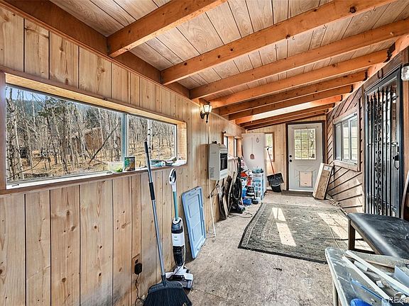 5th image of 312 S Pine Drive