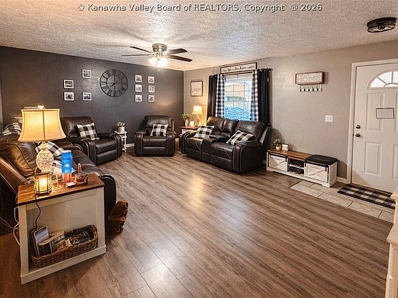 2nd image of 147 Baby Farm Rd