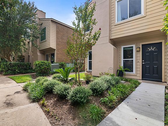 3rd image of 1500 Sandy Springs Rd APT 22
