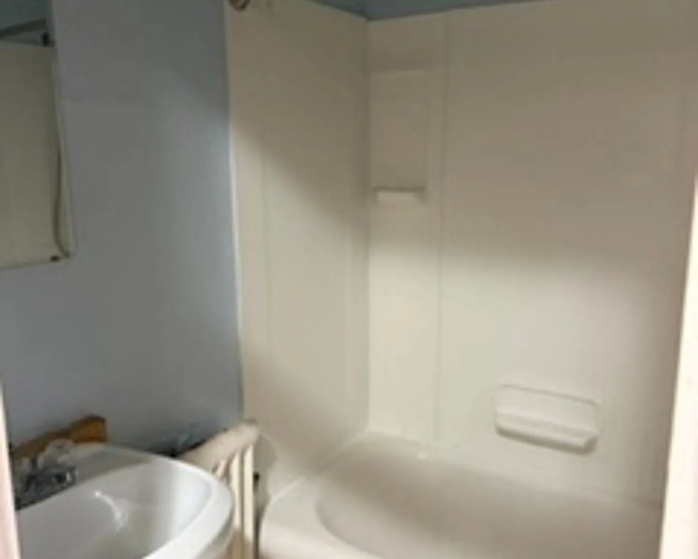 715 1/2 Laurel St — Photo 2