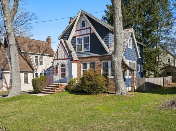 35 Broadview Ave, Maplewood Twp., NJ 07040