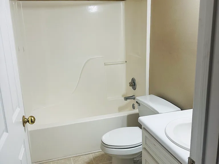 512 Morgans Landing Dr — Photo 13