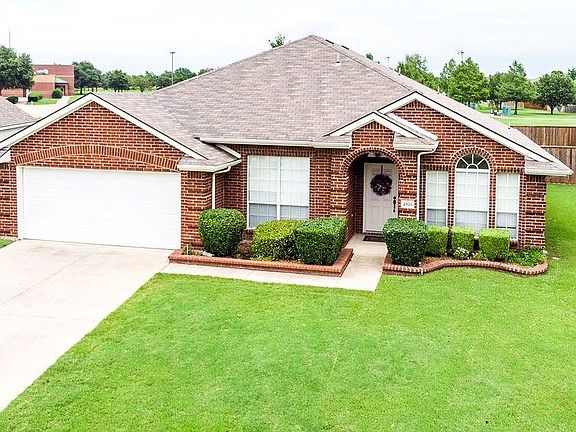 4th image of 2108 Cantura Dr