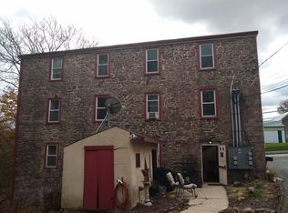 104 Old Mill Rd APT C, Royersford, PA 19468