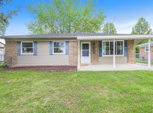 9951 Hamilton St, Belleville, MI 48111