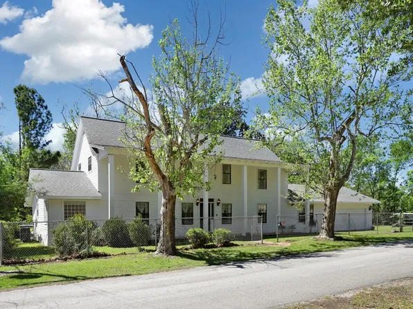 201 N Magnolia St, Corrigan, TX 75939