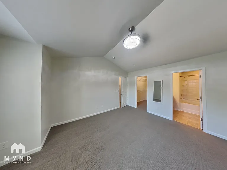 182 Red Admiral Ct — Photo 17