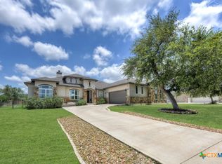 1221 Paladin Trl, Spring Branch, TX 78070