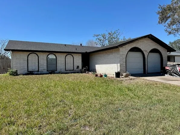 1007 S 21st St, Kingsville, TX 78363