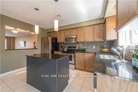 5th image of 2280 Baronwood Dr #22