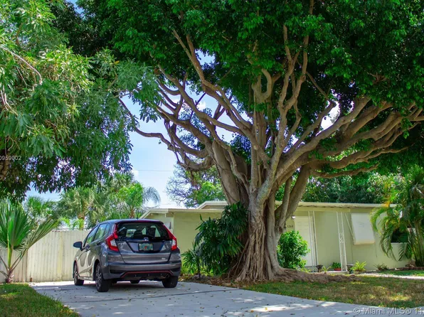 5264 NE 19th Ave, Pompano Beach, FL 33064