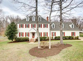 2140 Thornleigh Rd, Midlothian, VA 23113