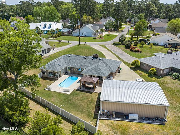 4th image of 11515 Bay Drive