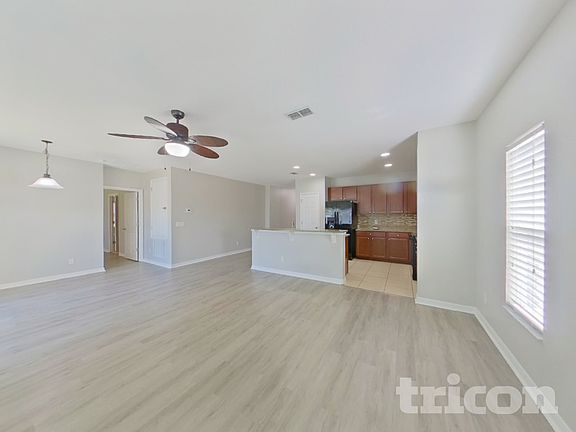2nd image of 4925 Rockvale Dr