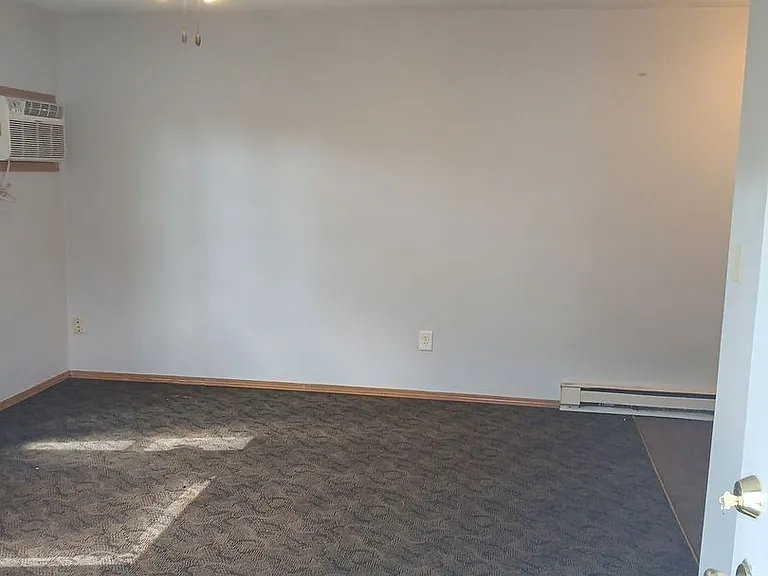 930 N Dakota Ave — Photo 9