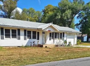 18905 W 1st Ave, Wheatland, MO 65779