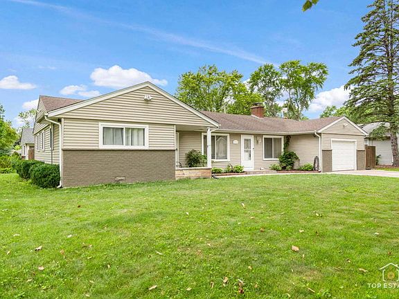 2nd image of 3731 Wren Ln