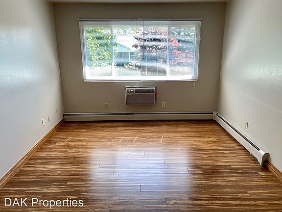 5th image of N169W19862 Chestnut Ct APT 11