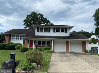 122 Chapel Hill Dr, Newark, DE 19711