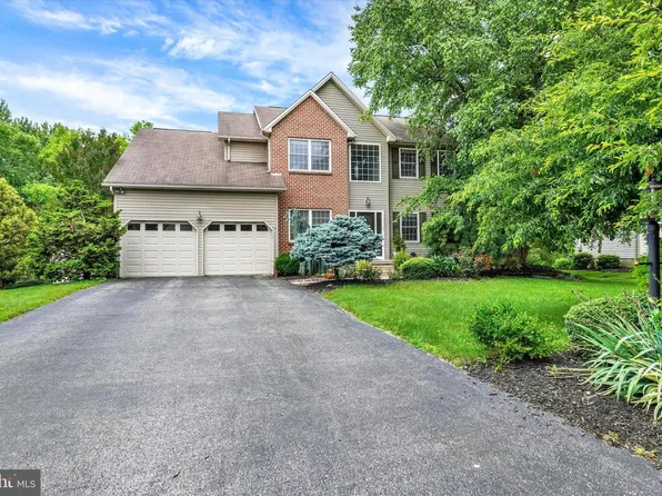 857 Willow Ridge Ct, York, PA 17404