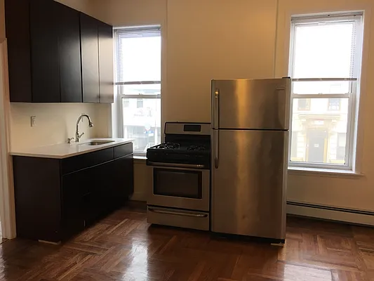 Rented by BRICK & GALO REALTY CORP | media 10