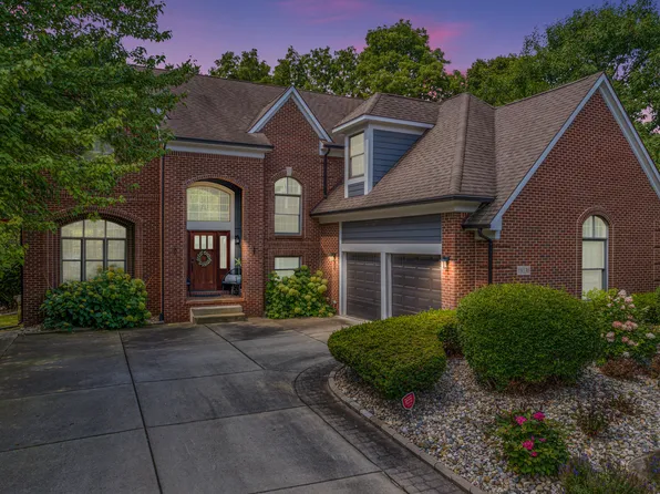 18130 Cascade Dr, Northville, MI 48168