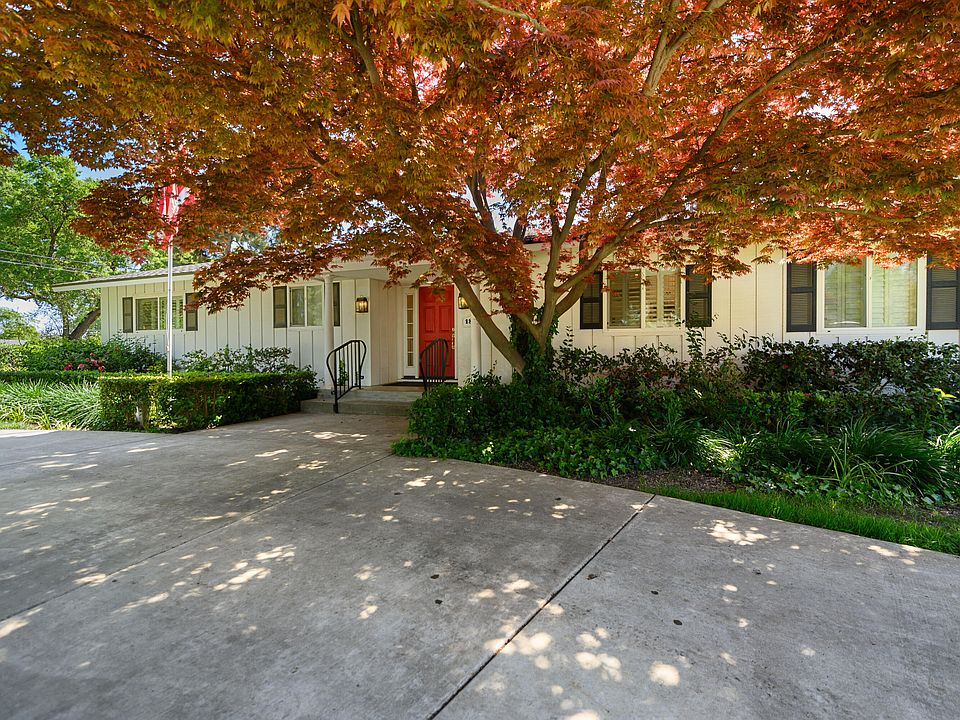 1st image of 1829 Club Drive