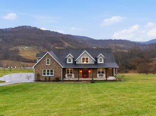 20 Blue Quill Rd, Bridgeport, WV 26330