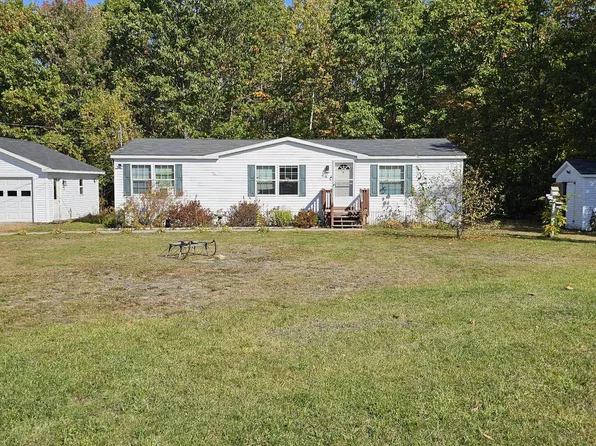 24 Ryan Lane, Skowhegan, ME 04976