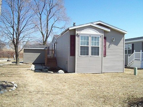 5th image of 49544 Au Lac Dr E