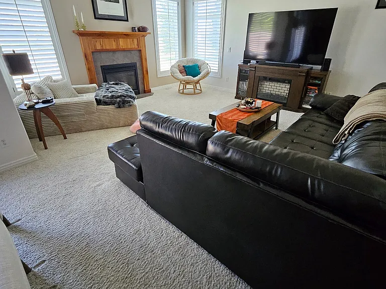 6320 Red Rock Dr — Photo 3