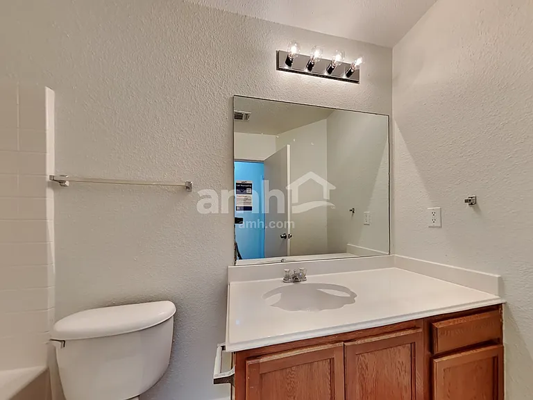 205 Arrowhead Dr — Photo 14