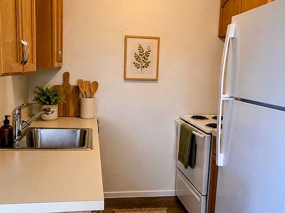 3rd image of 3009 Madison Ave APT K-419