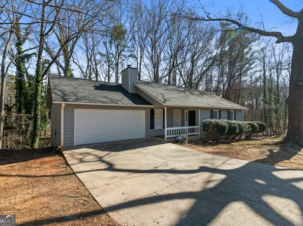 10 Burnt Hickory Ct, Stockbridge, GA 30281