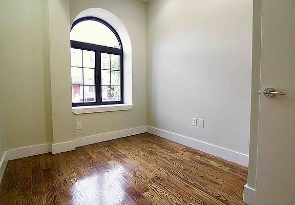 2nd image of 360 Palmetto St #1B
