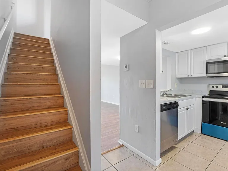 4080 NW 90th Ave #4080 — Photo 39
