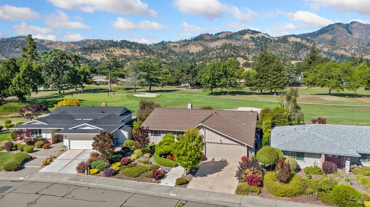 319 Laurel Leaf Place photo 1