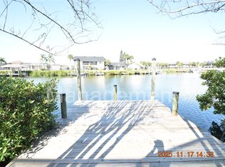 705 Spanish Main Dr, Apollo Beach, FL 33572