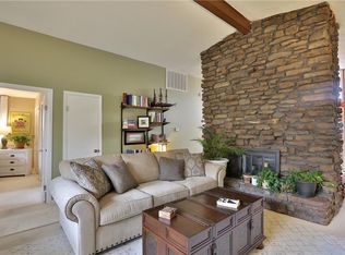 14 Bromwich Ln, Bella Vista, AR 72715