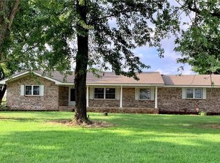 17824 Highway 72 SE, Gravette, AR 72736