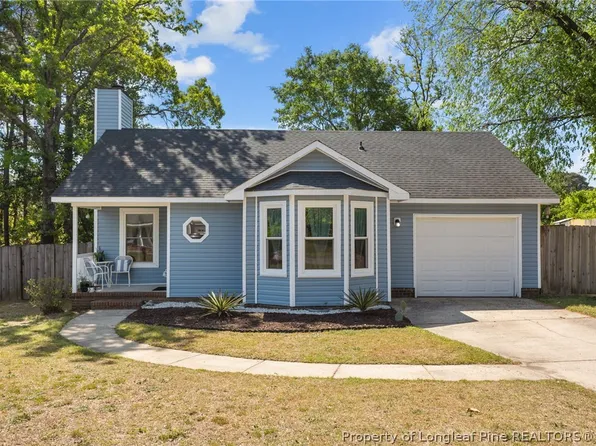 4521 Park Knoll Ln, Fayetteville, NC 28304